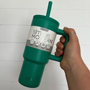 Brand new simple modern water bottle